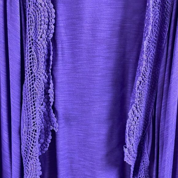 IZ Byer Ladies Cardigan,Size Small,Purple with Crocheted Trim, NWT New with Tags - Picture 4 of 6